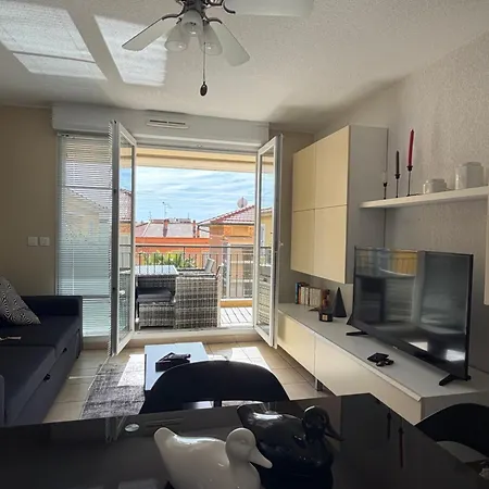 דירה Bilocale Centro, Terrazzo E Parking Privato